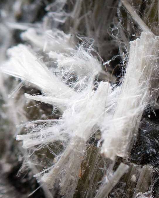 Hur farligt är asbest?